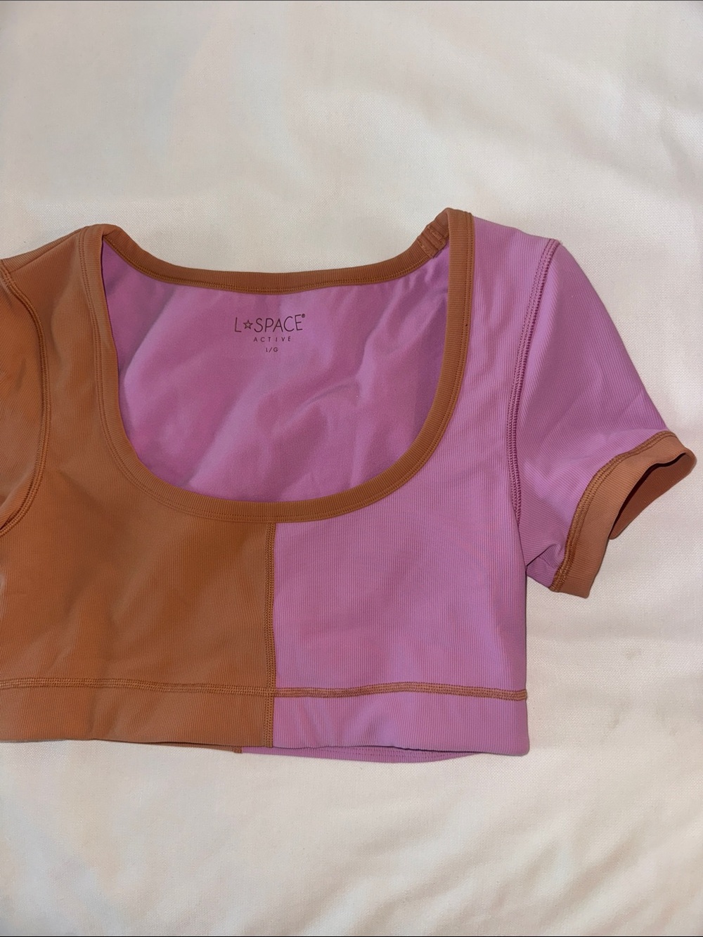 l*space active wear Two-Tone top in Mauve & Tan - Picture 2 of 5